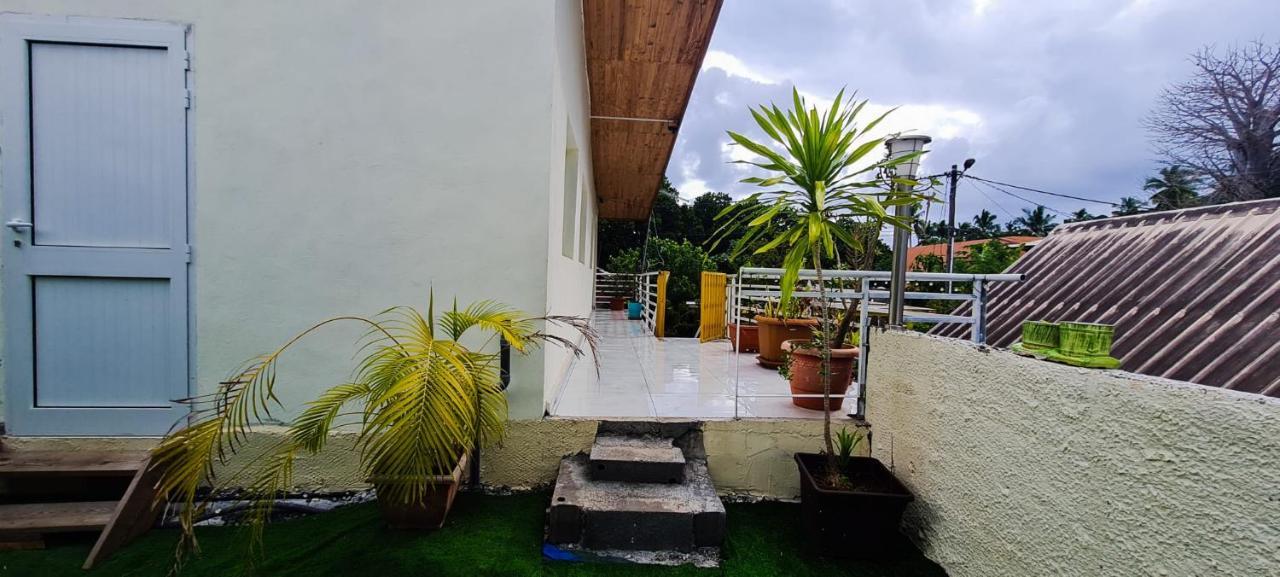 La Vue De Haut- T3 Avec Vue Imprenable Sur La Mer Vila Boueni Exterior foto